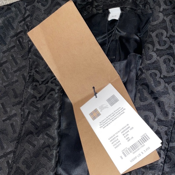 Blazer - Picture 3 of 9